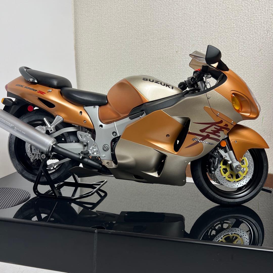 【組立完成品】隼GSX1300R デアゴスティーニ　ハヤブサ　ケース付き