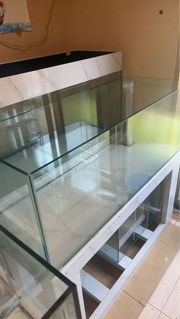 値下げしました‼️⇒オーバーフローKOTOBUKIガラス水槽と台のセット蓋付き