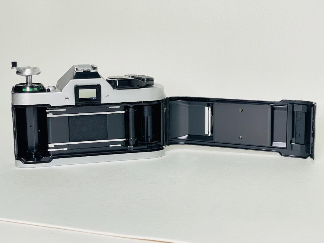 美品！Canon AE-1 PROGRAM キヤノン 一眼レフカメラ 露出計OK