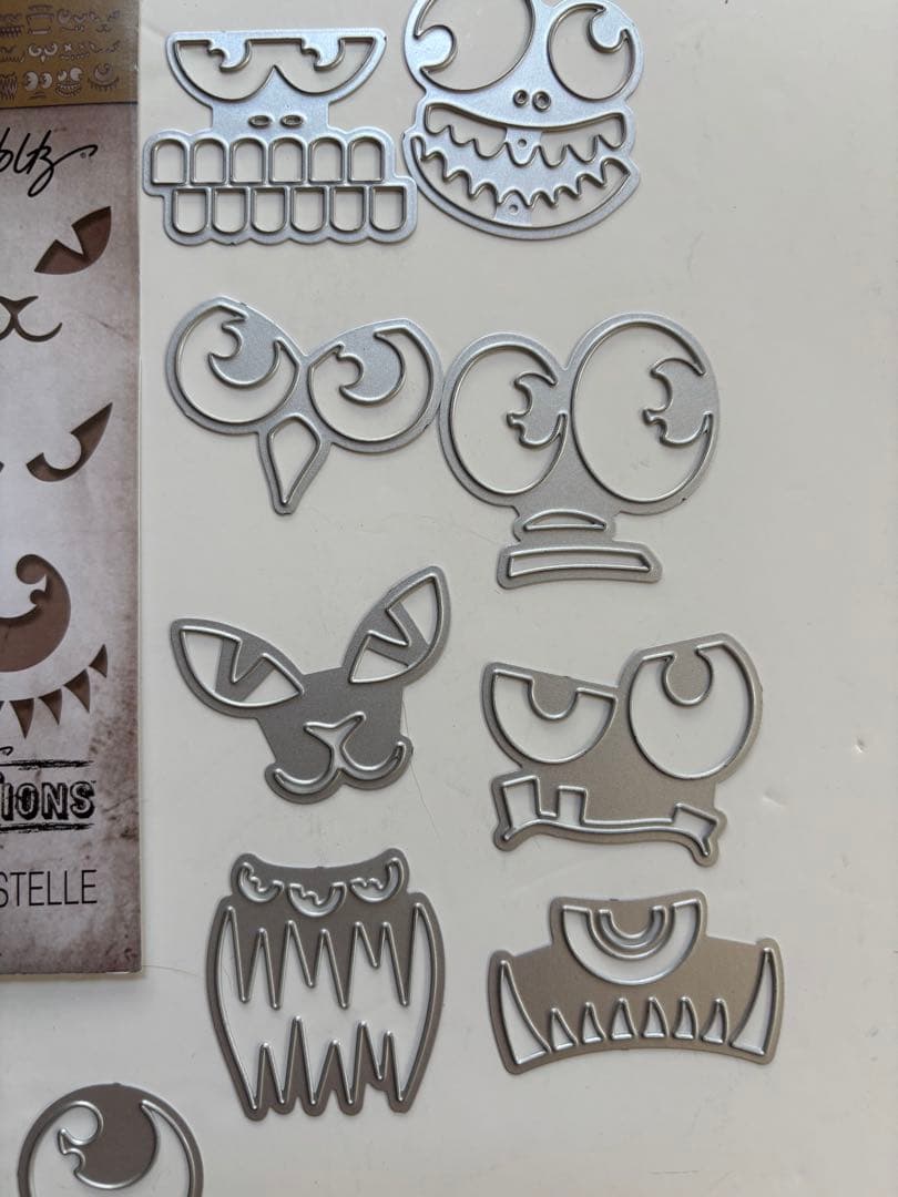 アルバム・スクラップ Sizzix Frightening Faces Tim Holtz