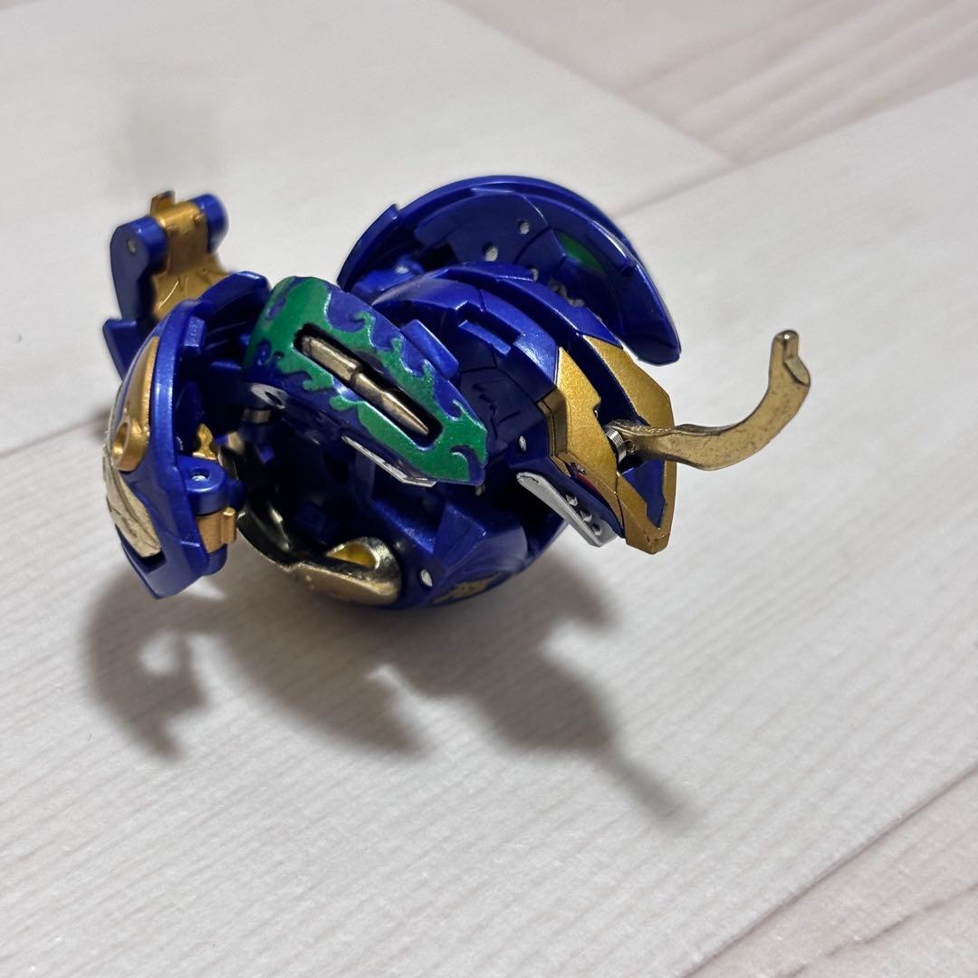 爆丸 滅ホロヴォス 680G本体のみカードなし