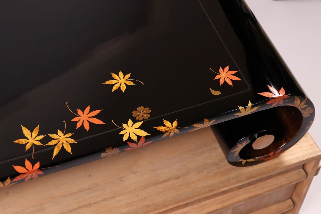 漆芸 紅葉桜 波千鳥 蒔絵 巻足 平卓 花台 黒塗 梨地 木製 楓【MA939】
