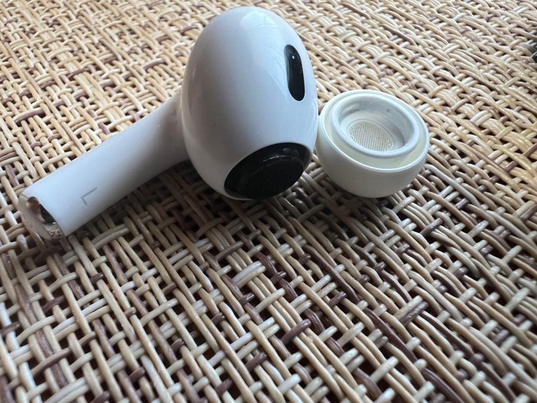 AirPods Pro 2本体 充電ケース付き 訳あり