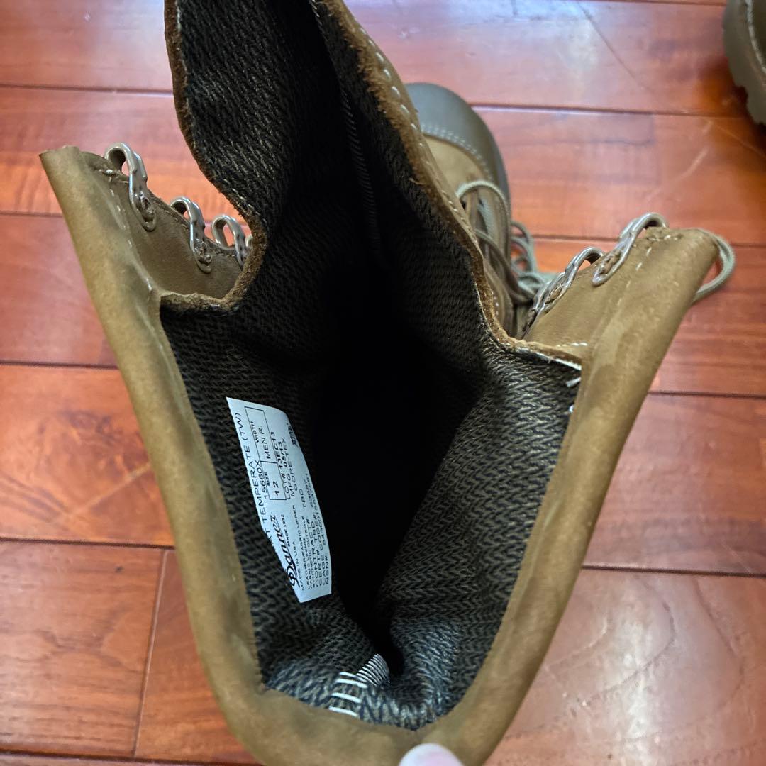 ダナー　防水　ミリタリーブーツ　マウンテンブーツで有名