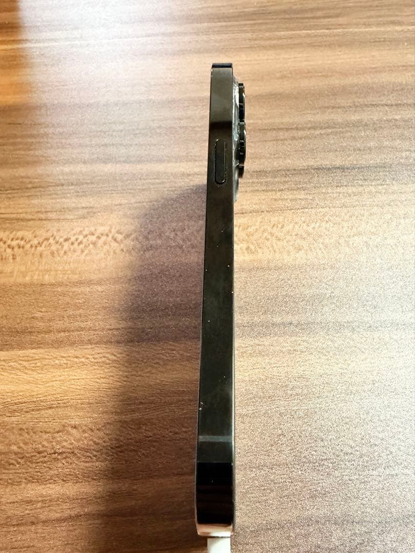 iPhone14pro 128GB 背面割れ　ブラック