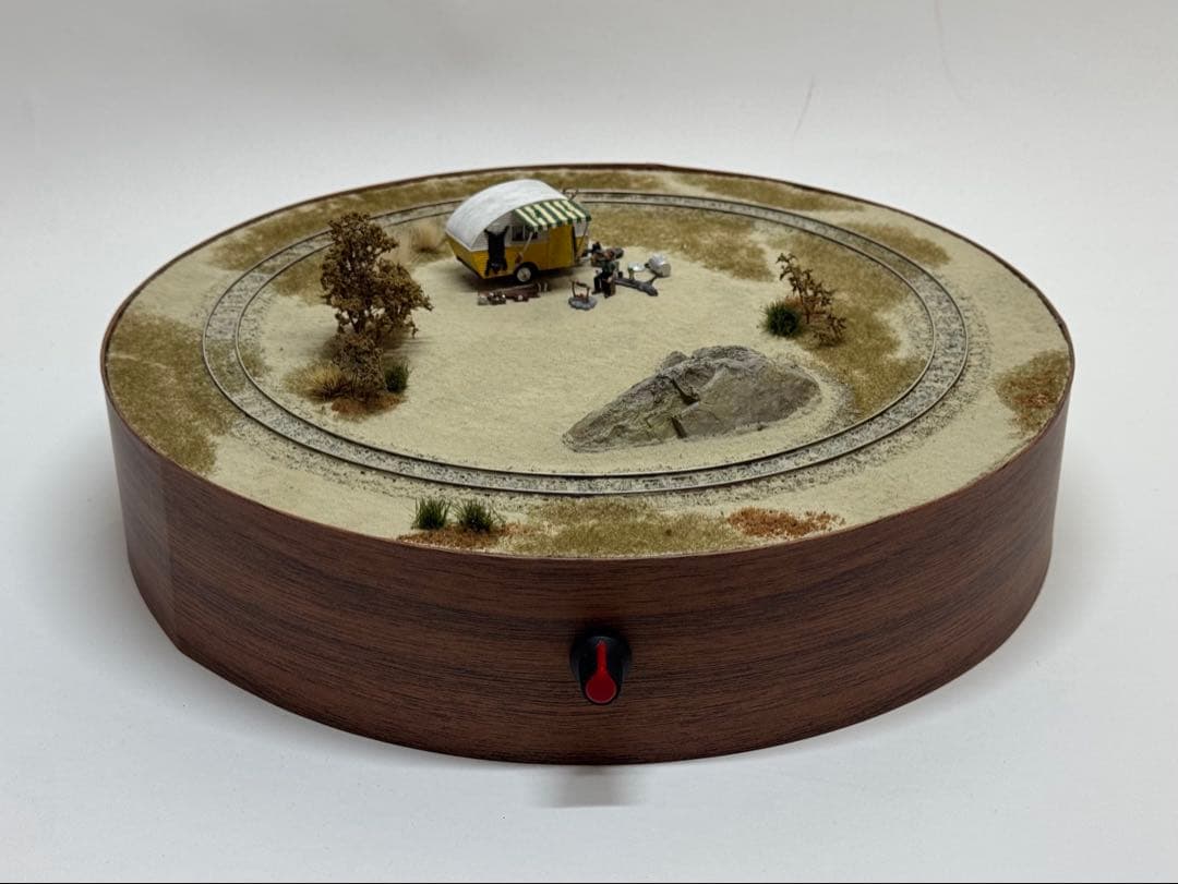 K*T様 「町外れのソロキャンパー」ジオラマ