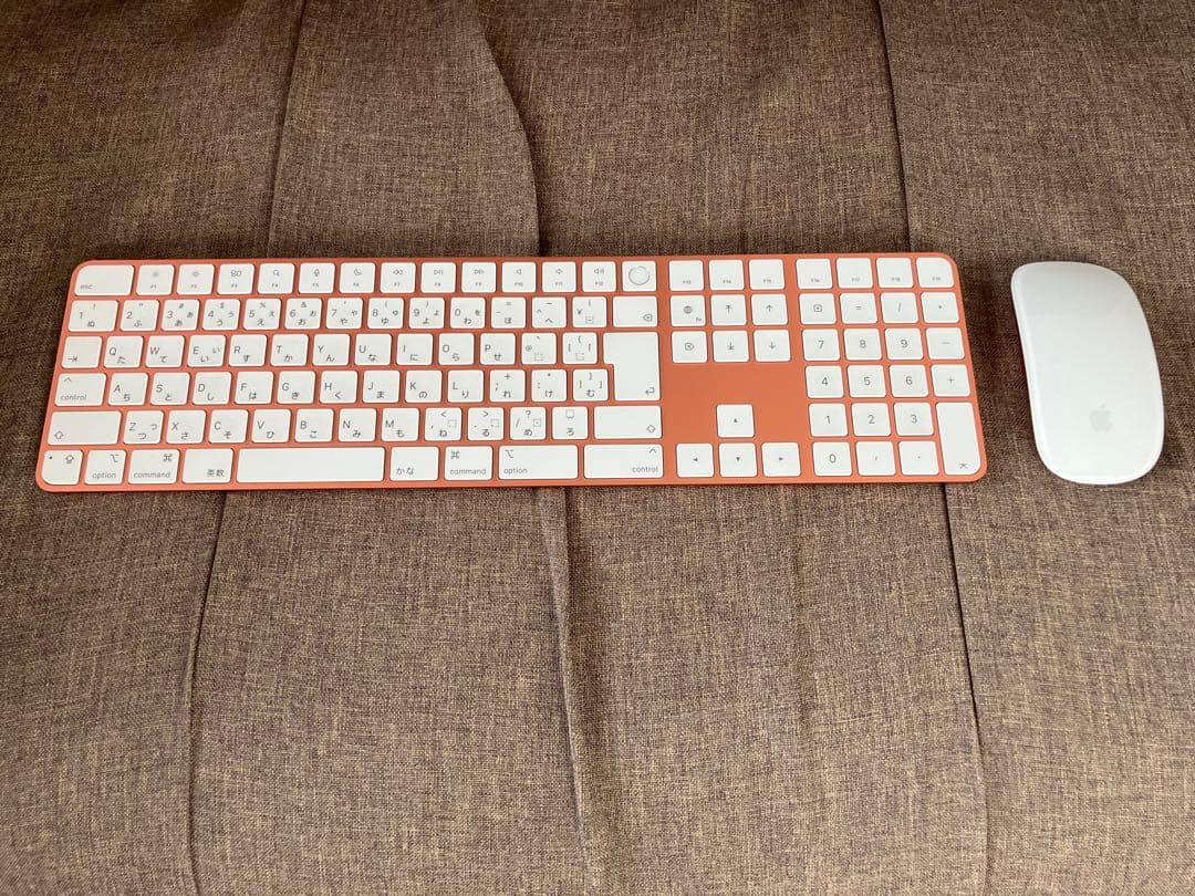 Apple iMac 24インチ Retina 4.5K