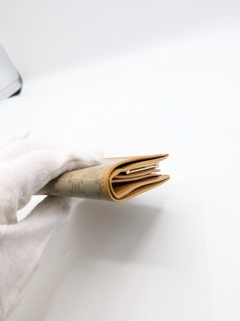 良品✨ セリーヌ ２つ折り財布 マカダム PVC ベージュ 0LN