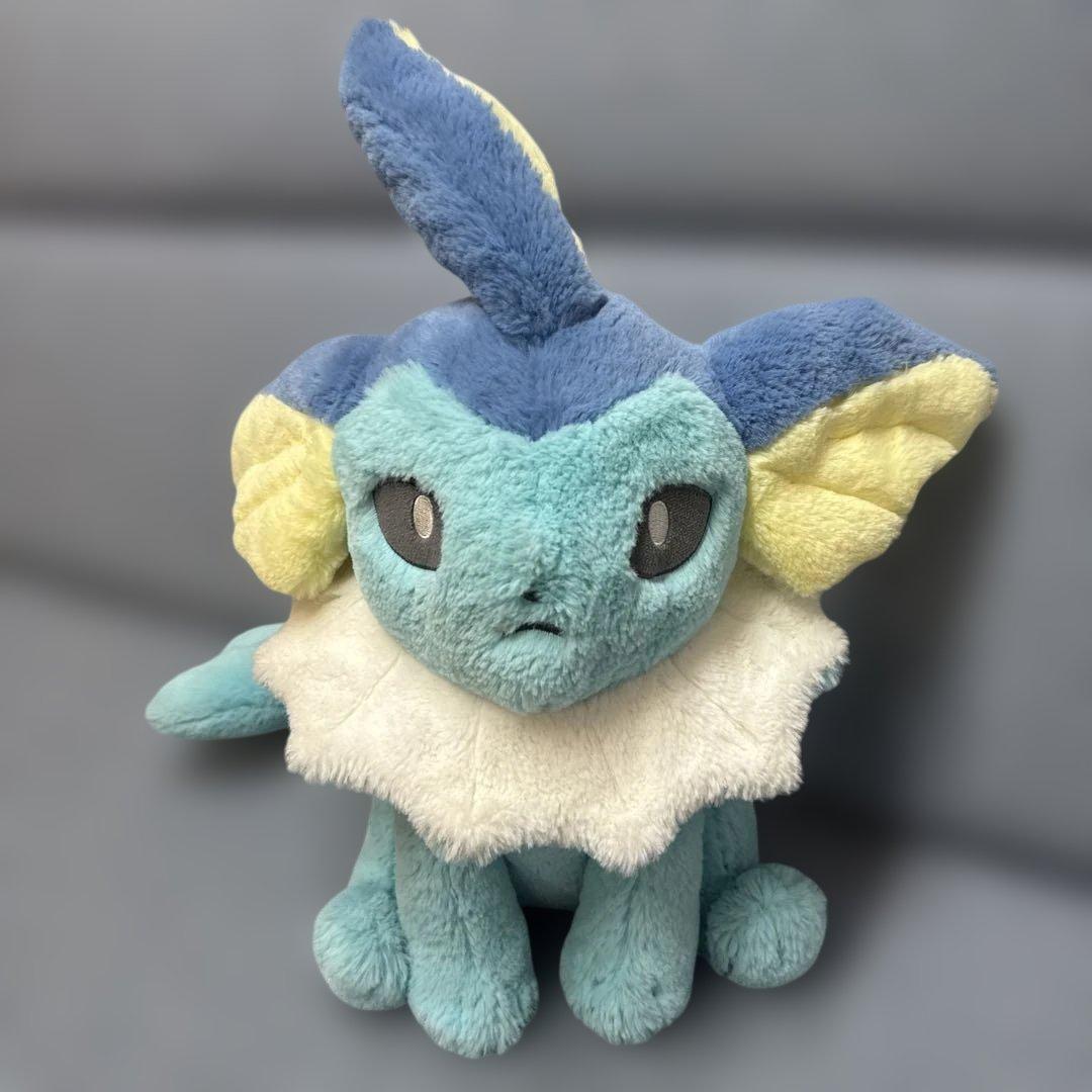 ポケモンセンター　ふわふわぬいぐるみ　シャワーズ