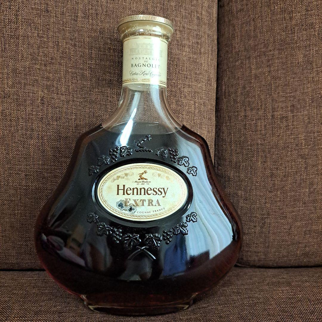 ヘネシーエクストラ　ノスタルジー　ド　バニョレ新品　ラベルにキズ、傷みあり