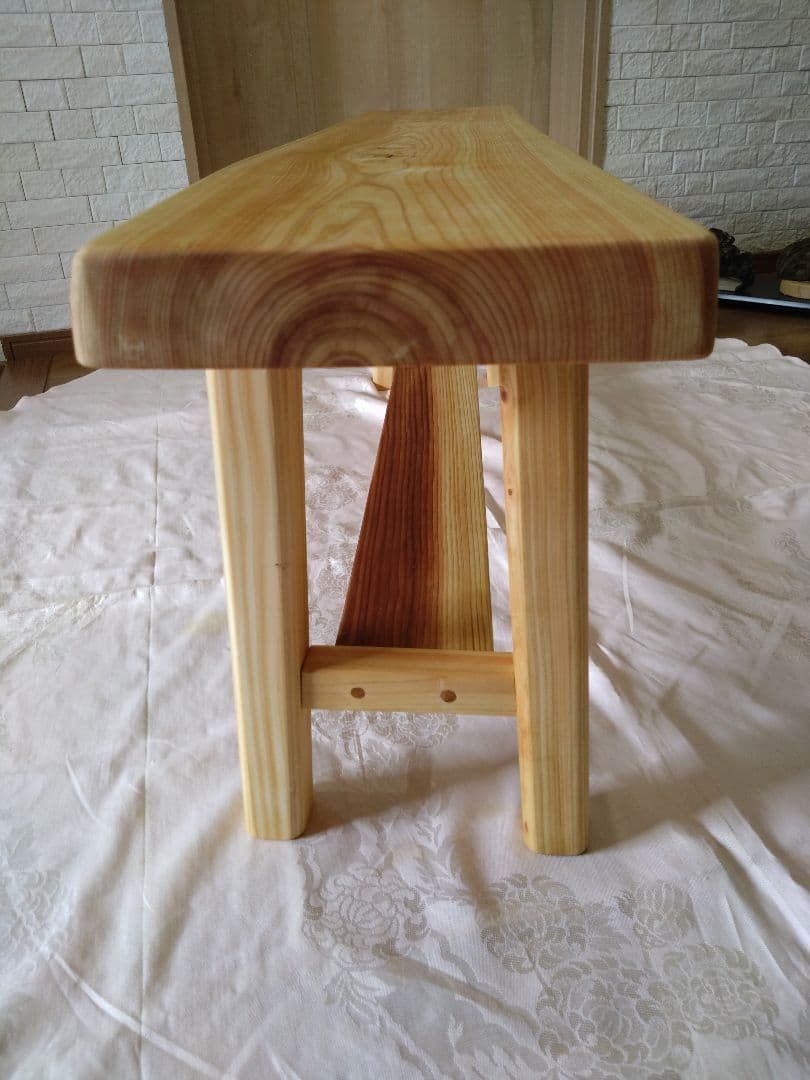 檜のベンチ（81）　タカになります❕耳付き、節無し