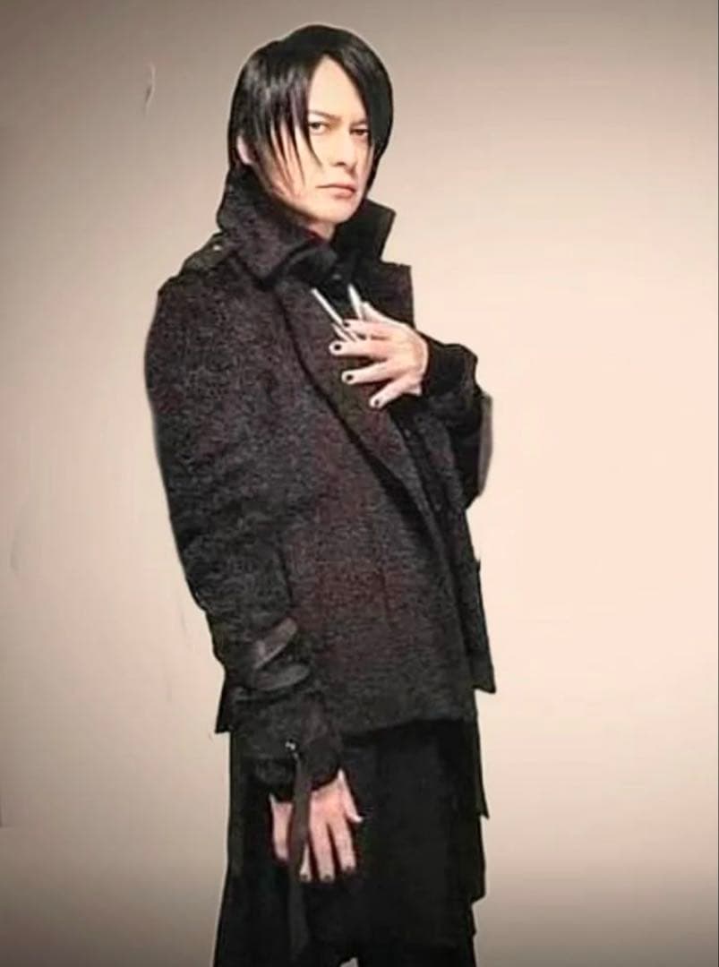 キリュウキリュウ　Kiryuyrik BUCK-TICK 櫻井敦司　着用