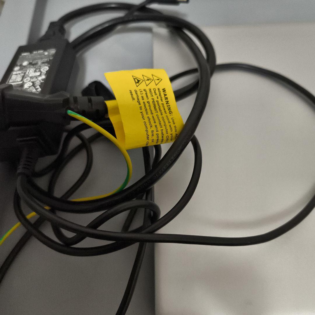 Windowsノート本体 DELL Inspiron 15 5505 /Ryzen 5 /8GB /SSD