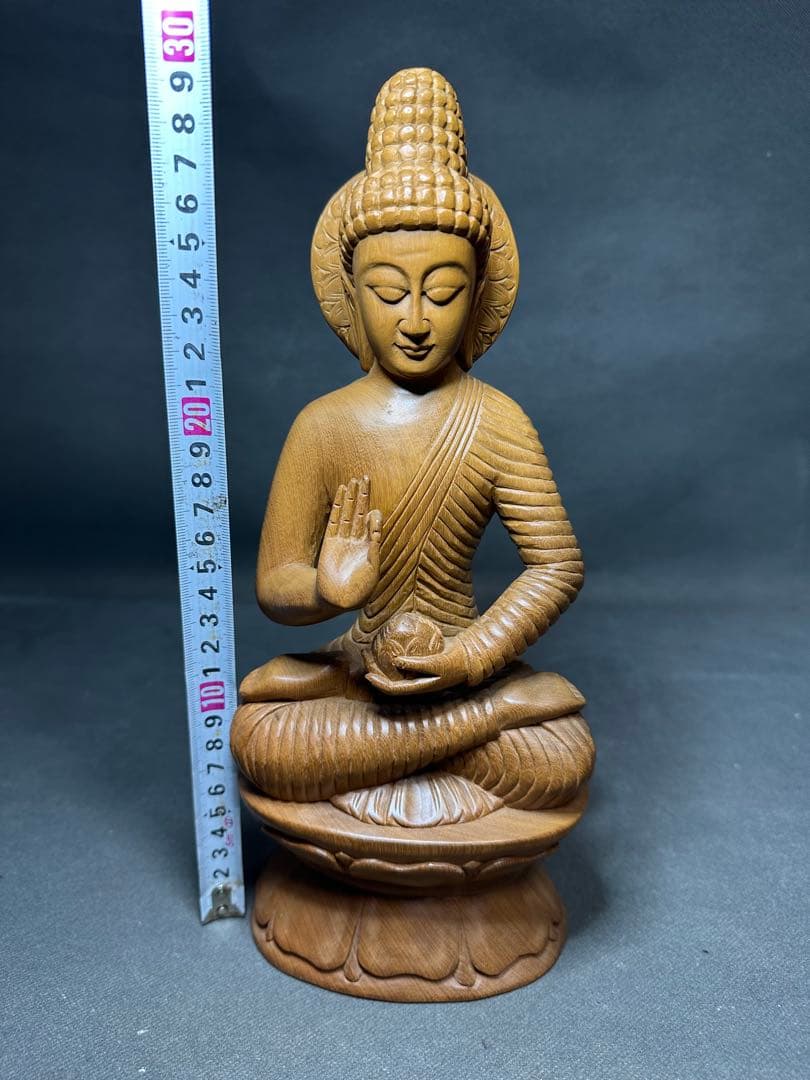 白檀　仏像　老山白檀　仏教美術　天然素材　置物　飾り物　古美術品　 置物　仏教