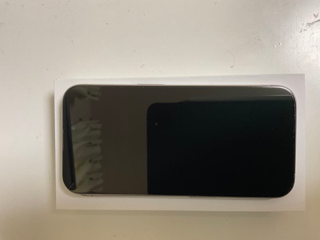 Apple iPhone 15 pro ナチュラルチタニウム　128GB