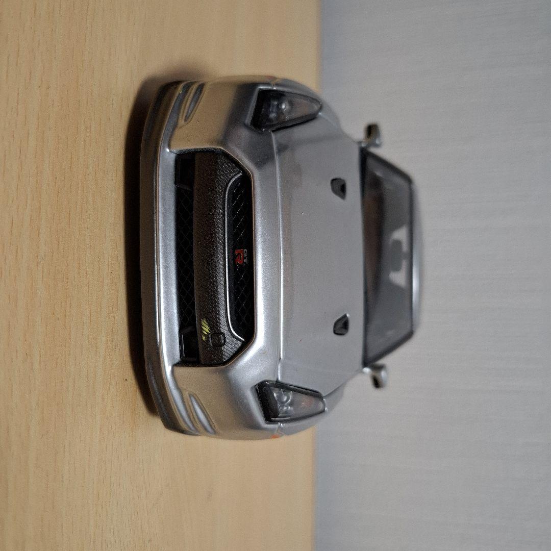 2009年 Nissan GT-R R35シルバー模型 値下げ可