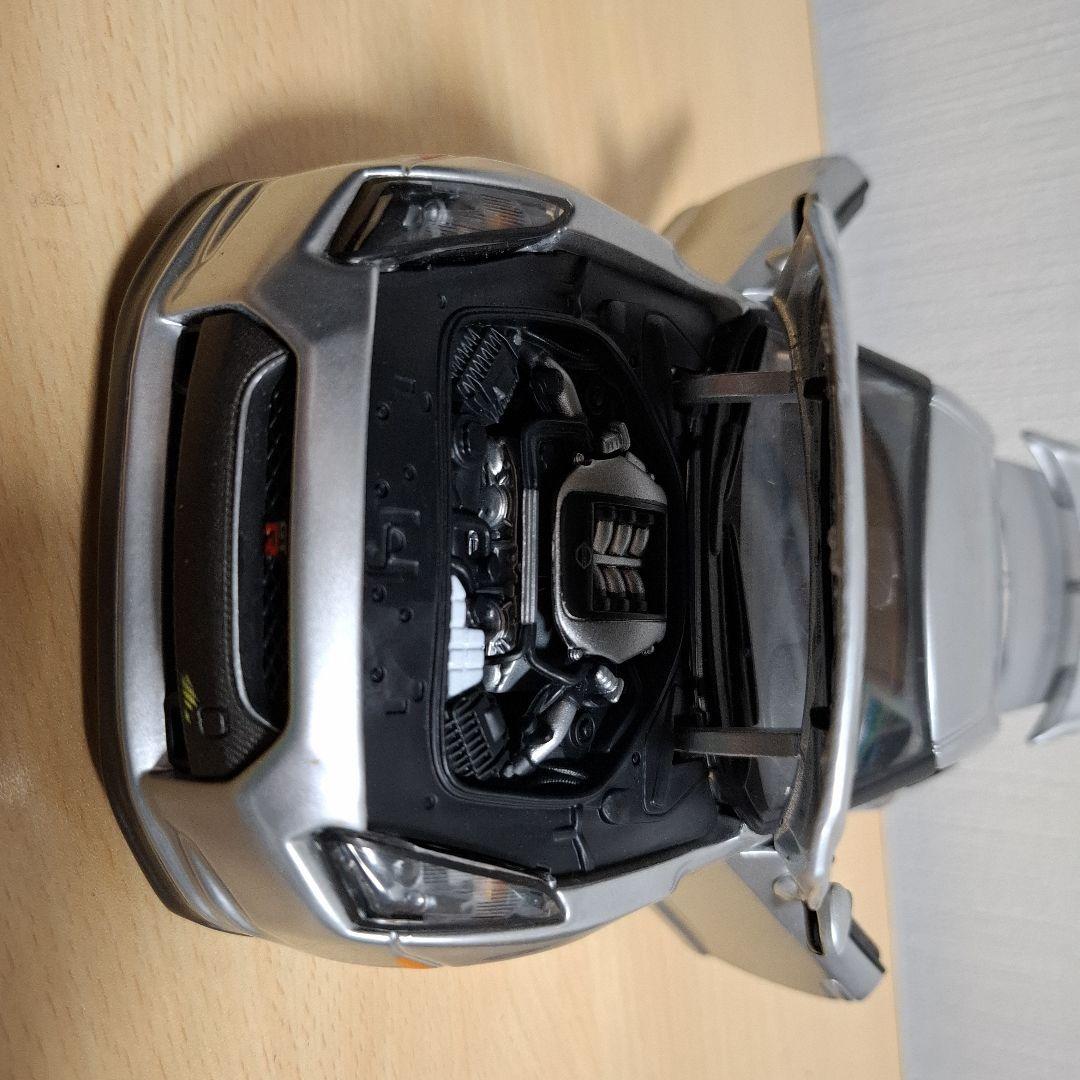 2009年 Nissan GT-R R35シルバー模型 値下げ可