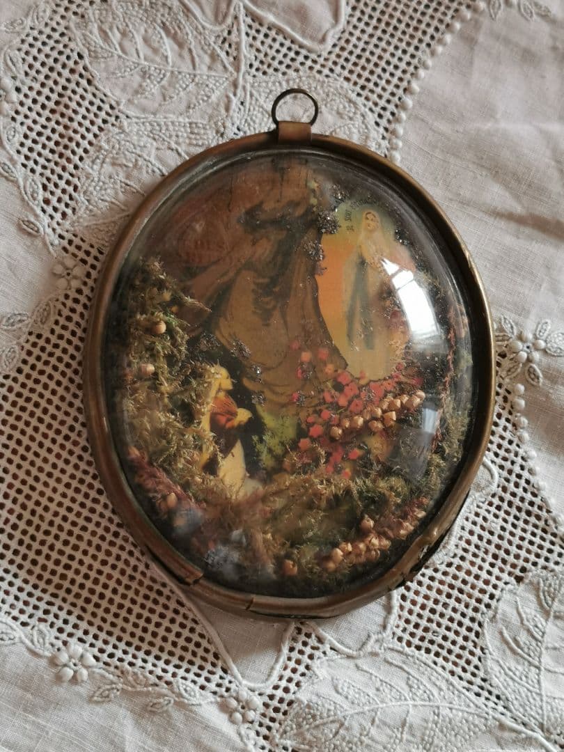 アンティーク ルルドのマリア 真鍮ガラスドームフレーム イコン ドライフラワー飾