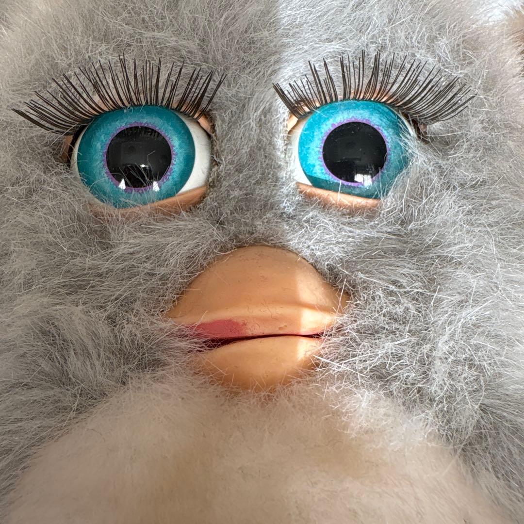 ファービー2 グレー ピンク、ブルーアイズ　タカラトミー