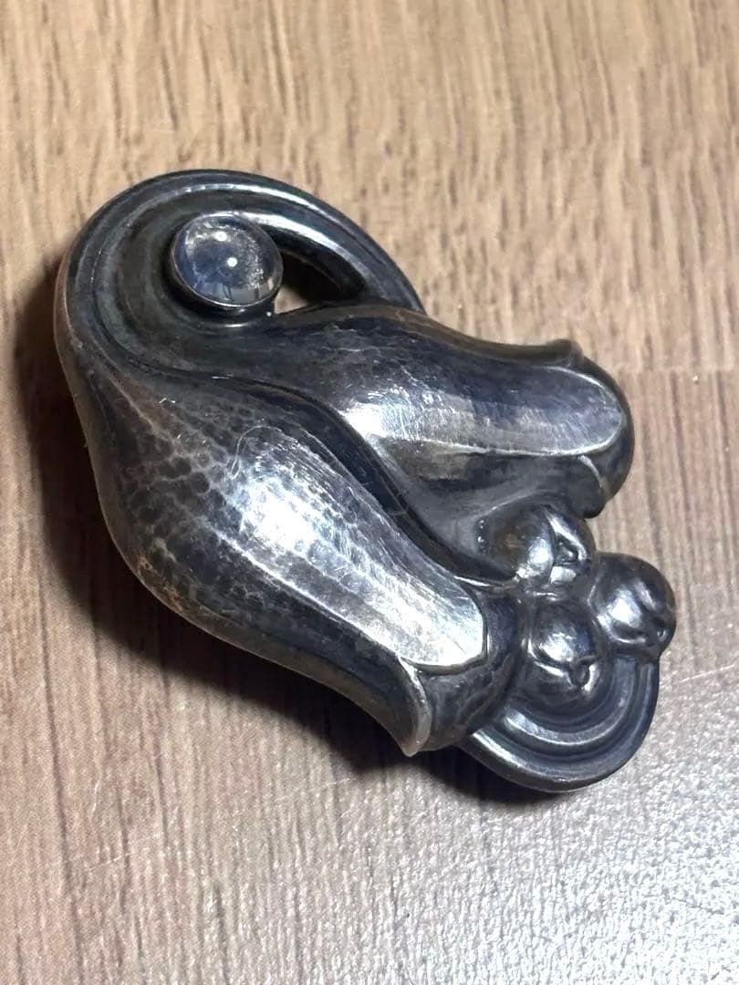 美品♪  ジョージジェンセン ブローチ　SV925