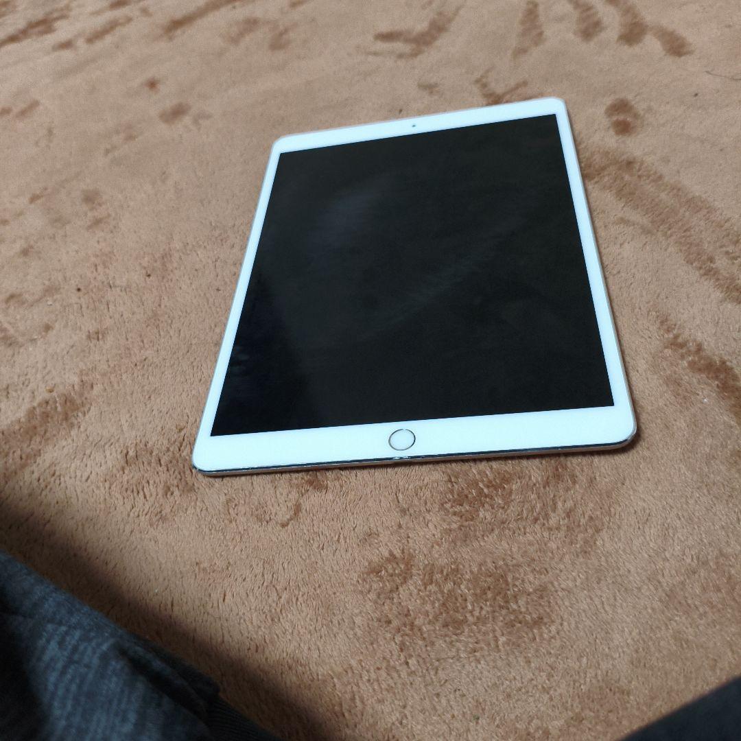 Apple iPad Pro (10.5-inch) 256GB シルバー