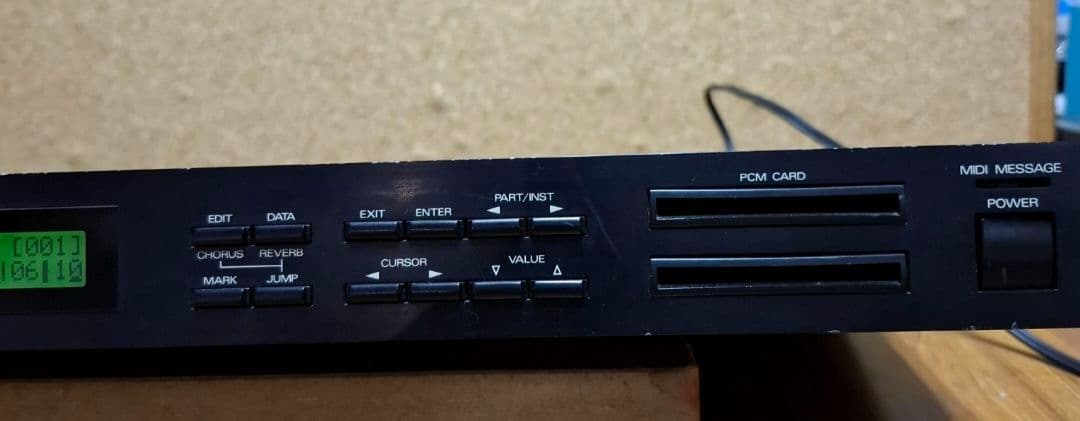 DTM・DAW Roland U-220 RS-PCM Sound Module