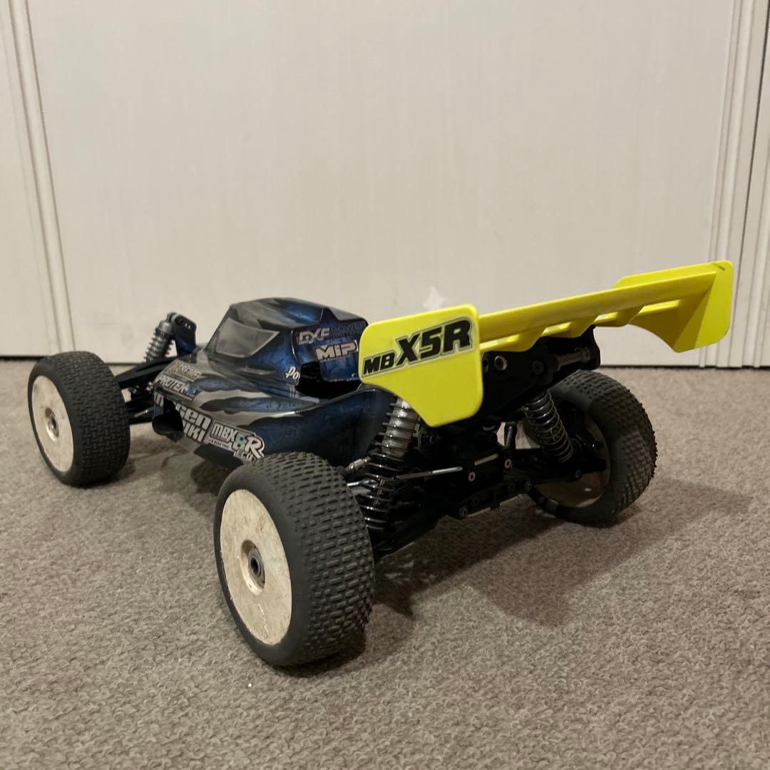 無限精機　MBX5エンジンカー