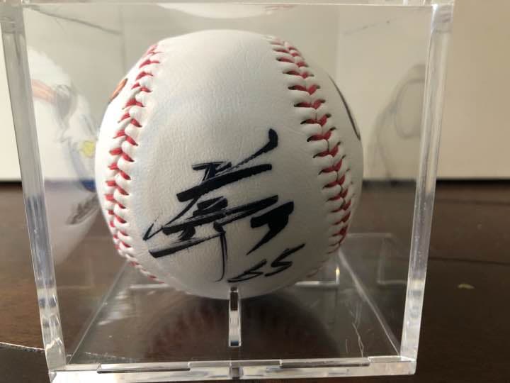ロッテ 7.鈴木大地選手ほか二選手 直筆サインボール