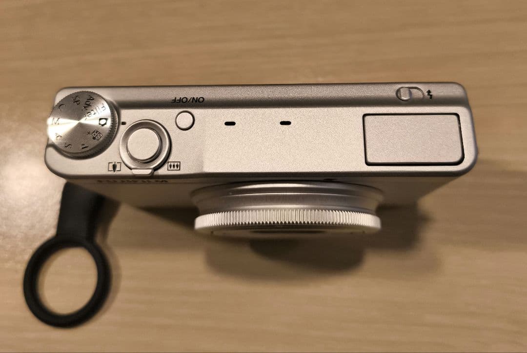 FUJIFILM XQ2 高級コンデジ Wi-Fi 動作確認済み 元箱付 美品