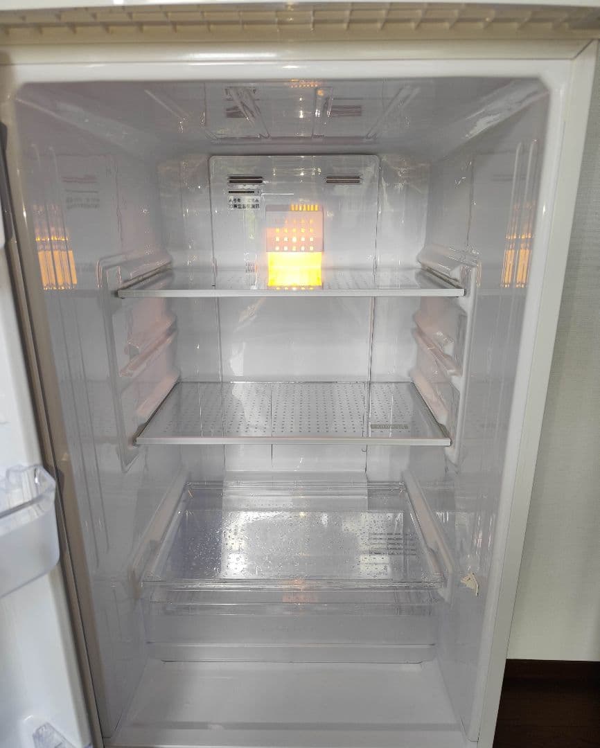 2015年製 どっちもドア冷蔵庫（167L）近隣配送無料＋保証＋設置込