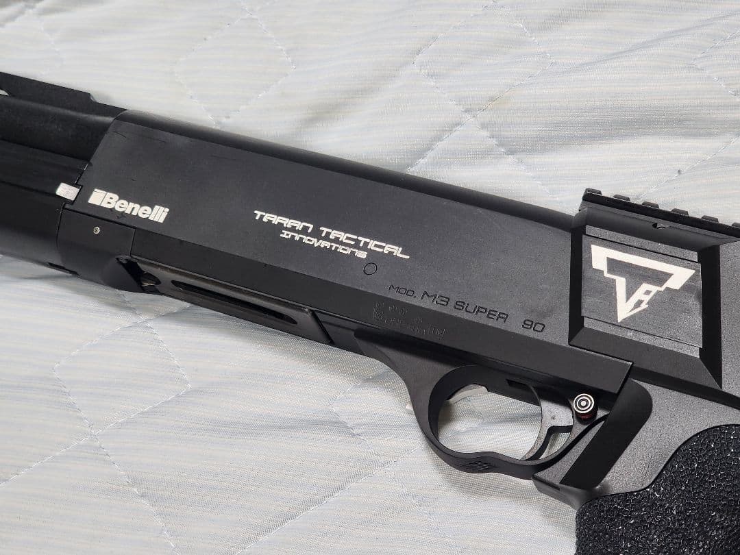 東京マルイ　ベネリM3ショーティ　TTI 風外装カスタム　ガンケース付