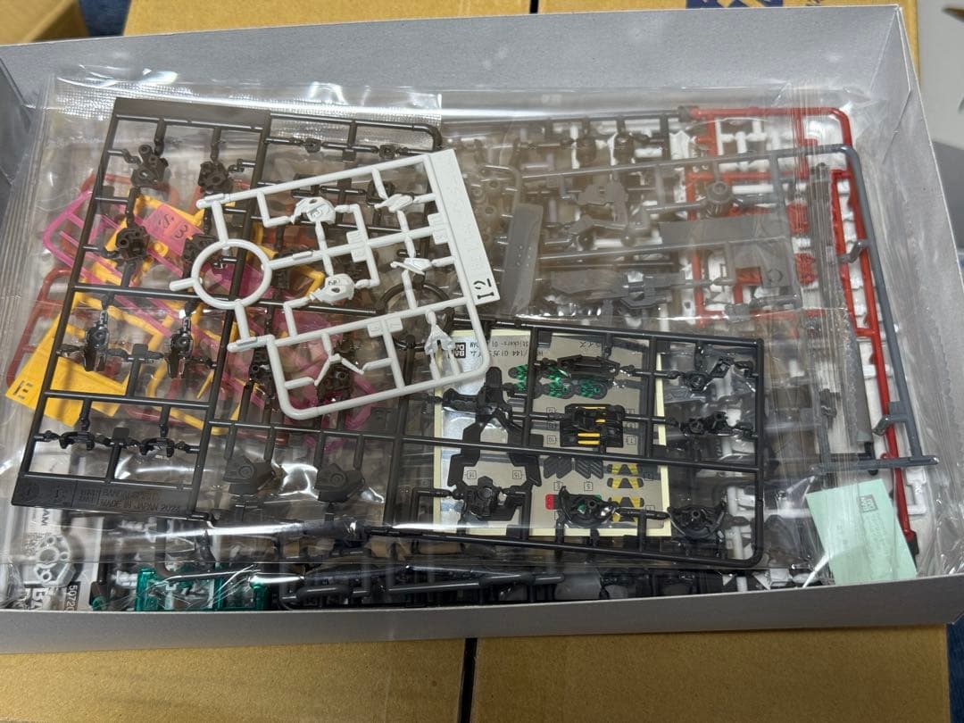 HG セイラ専用軽キャノン+ エグザベ専用ギャン