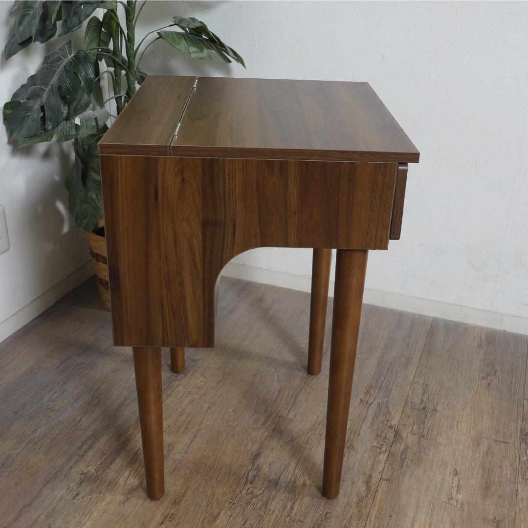 【新品・未使用】　北欧調　　ドレッサー＆チェアー　デスク　2WAY