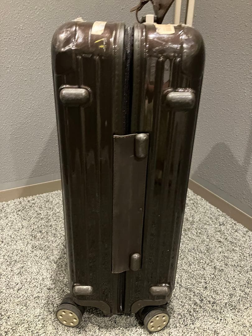 RIMOWA サルサデラックス63lブラウンused