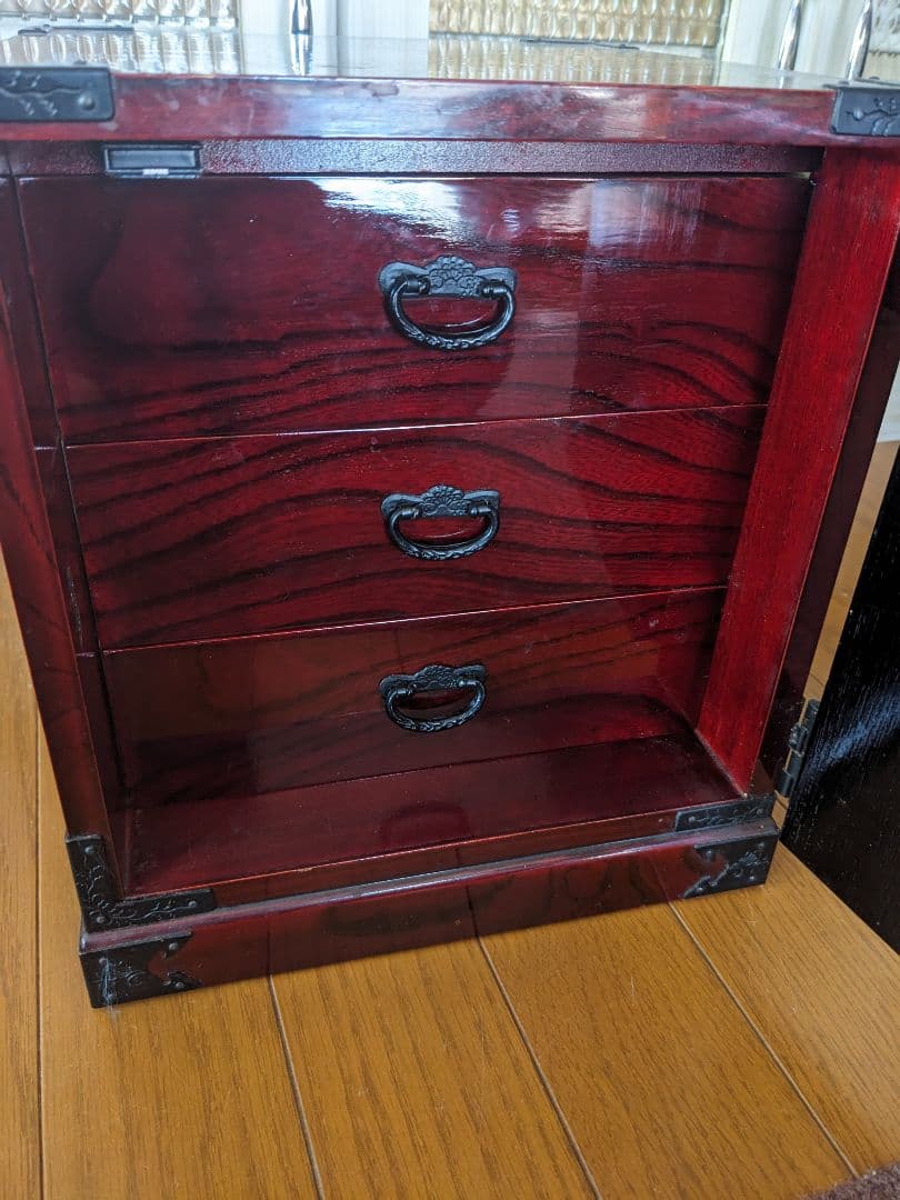仙臺箪笥 舟箪笥 牡丹 欅 仙台箪笥 渡辺家具店 金具 漆塗り 小型引き出し