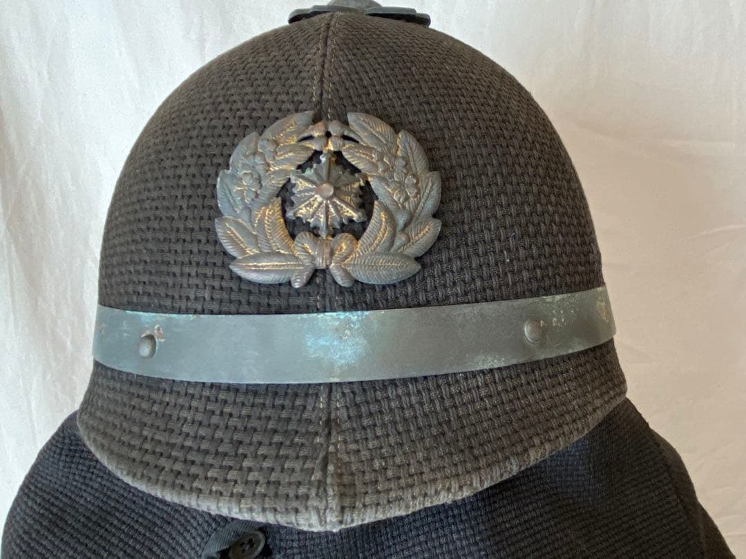 超レトロな横浜市　消防士ヘルメット