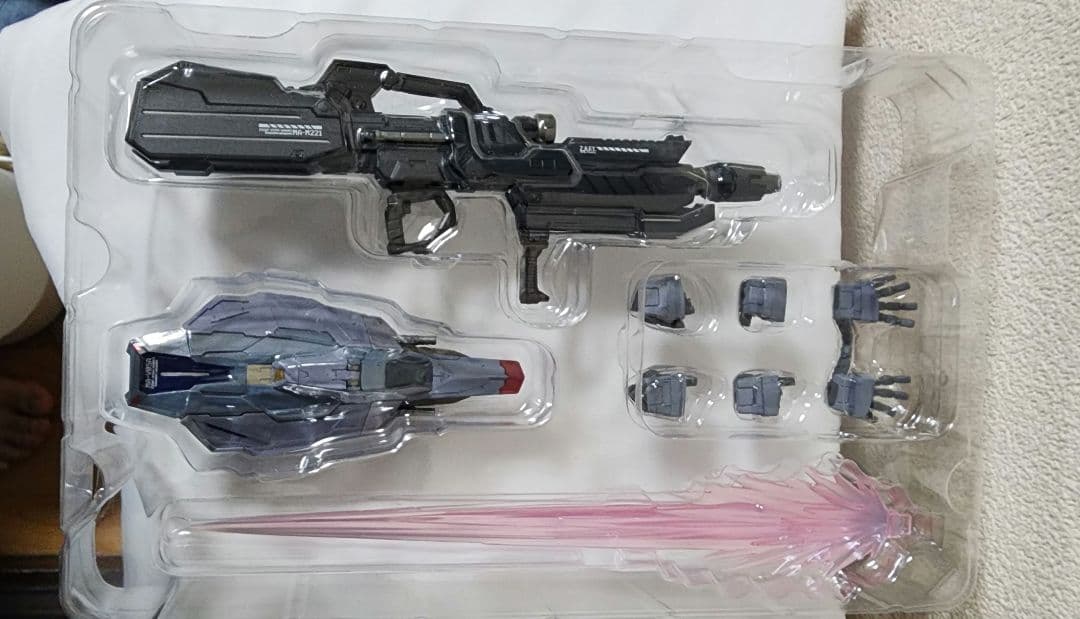 開封品　メタルビルド プロヴィデンスガンダム