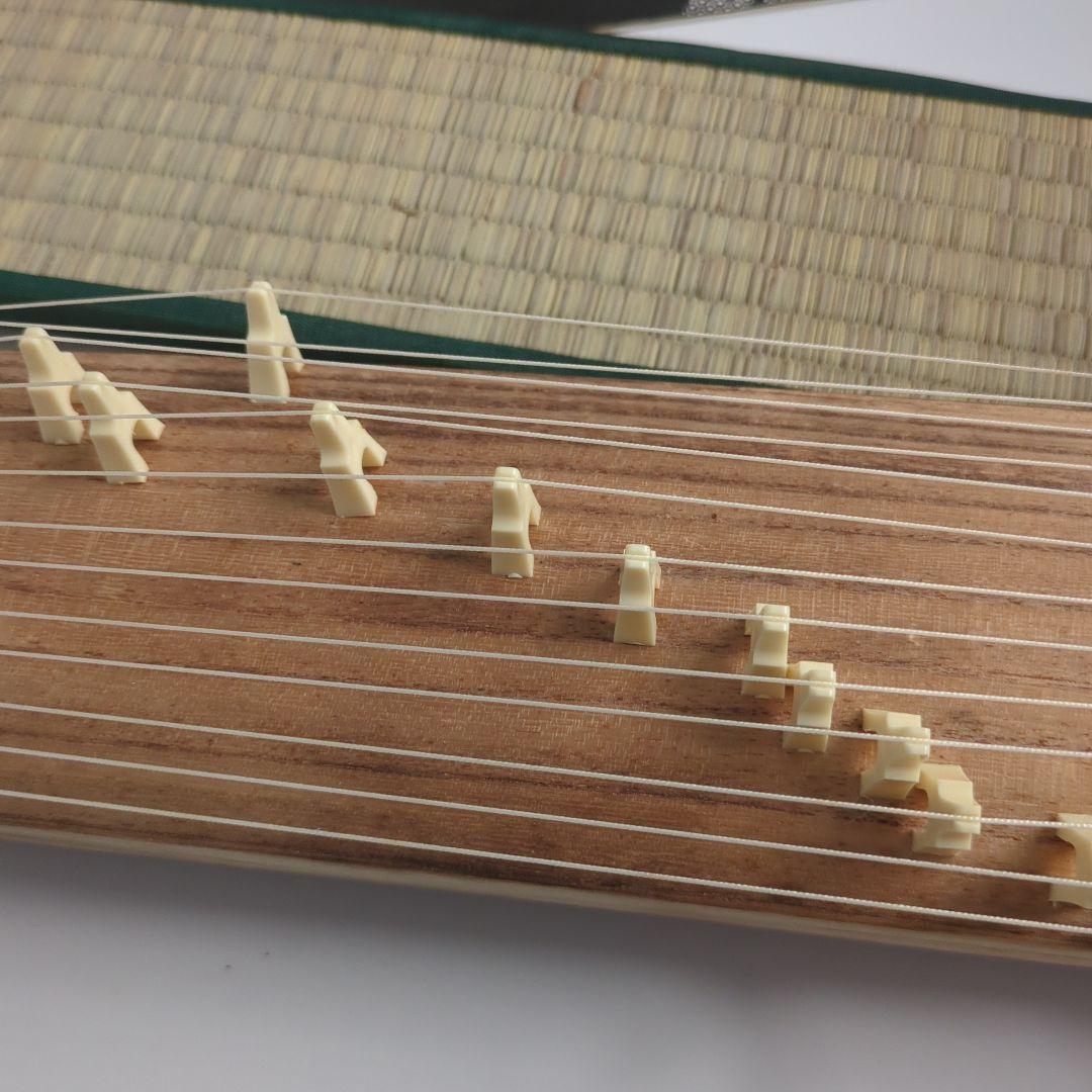 琴★ミニ琴★演奏可能★伝統的★ピック付き★箱付き★自宅保管品