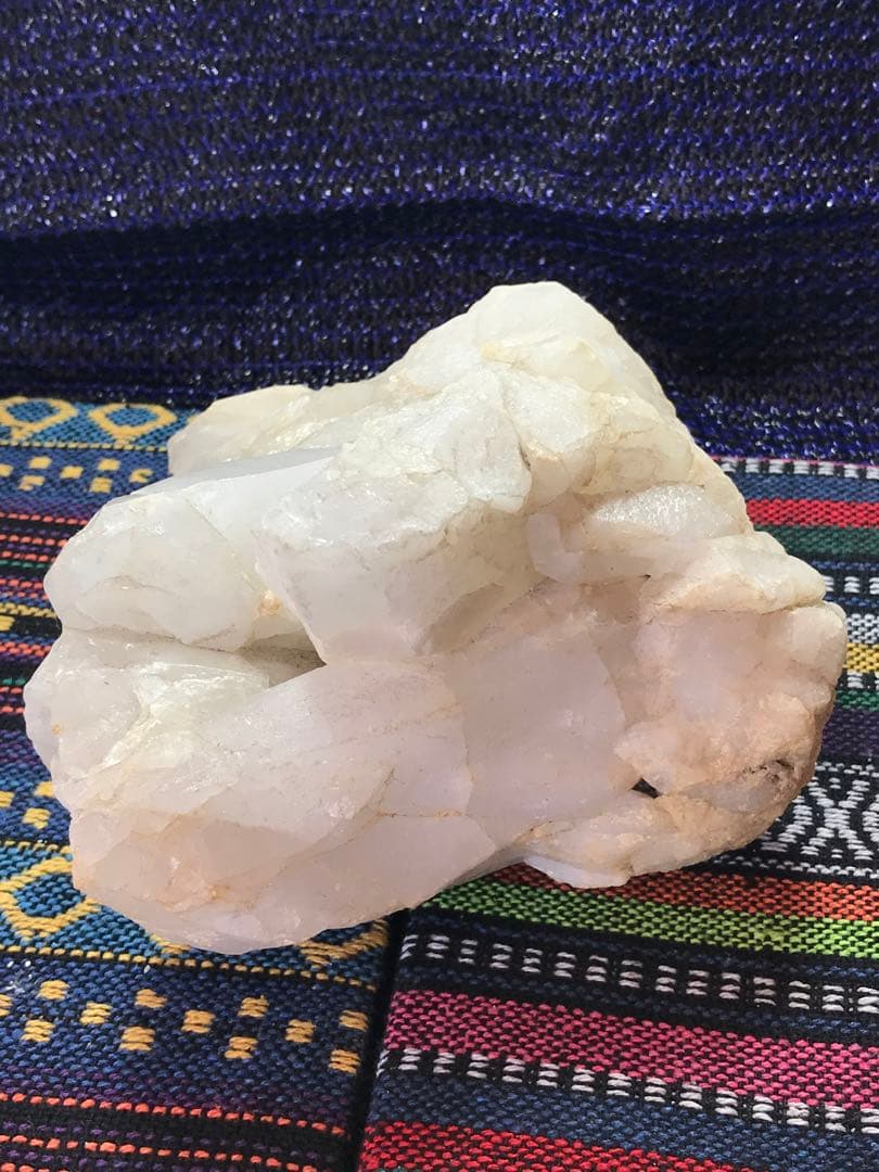 ◉約2.1kg【マダガスカル産水晶/原石】クリスタルクラスター