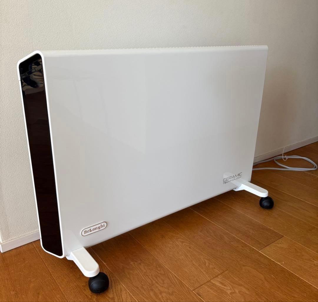 未使用級 デロンギ HXJ60L12-WH パネルヒーター