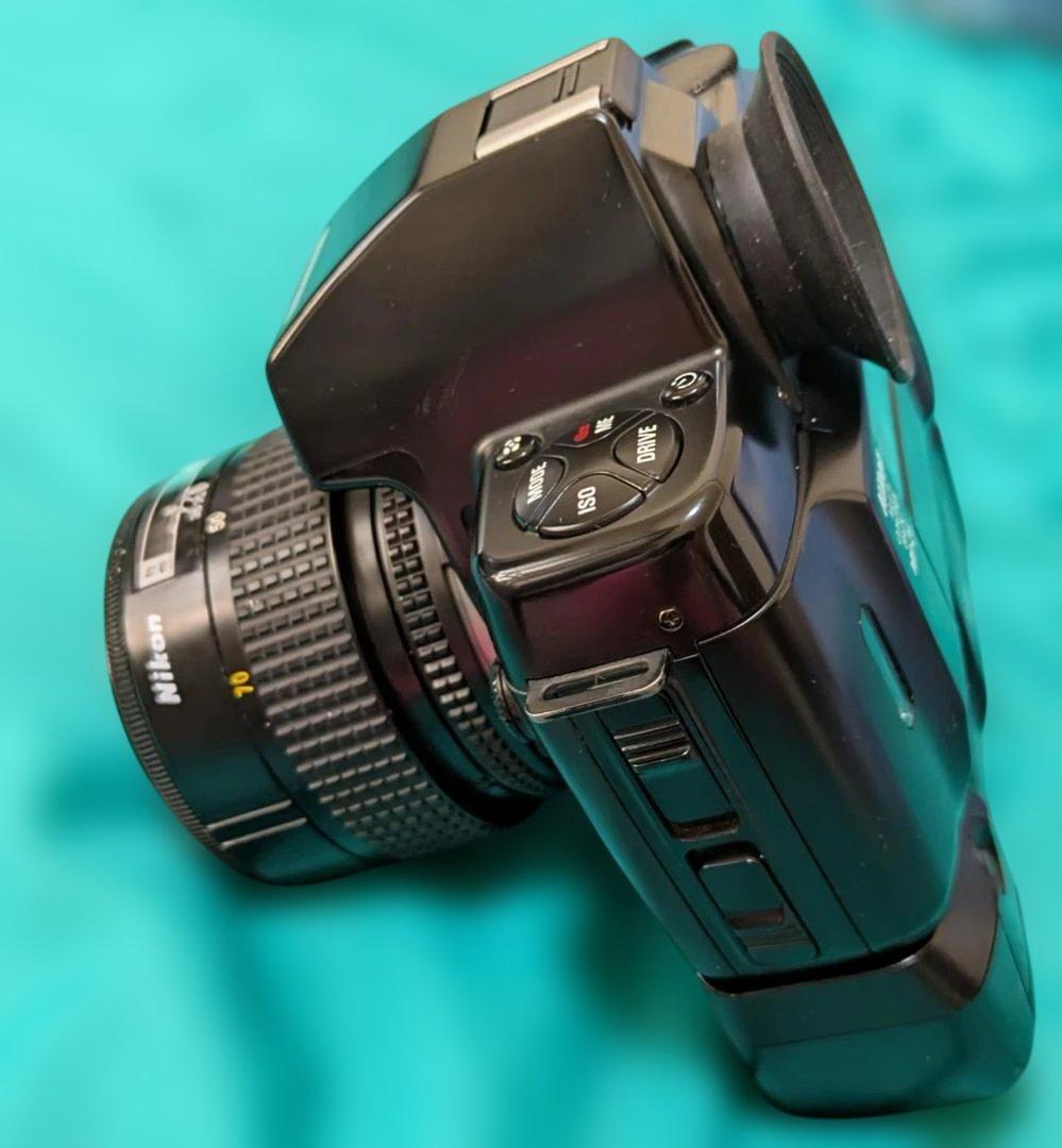 F4に迫る名機 Nikon F801s 35-70 & MF-21 MB-10