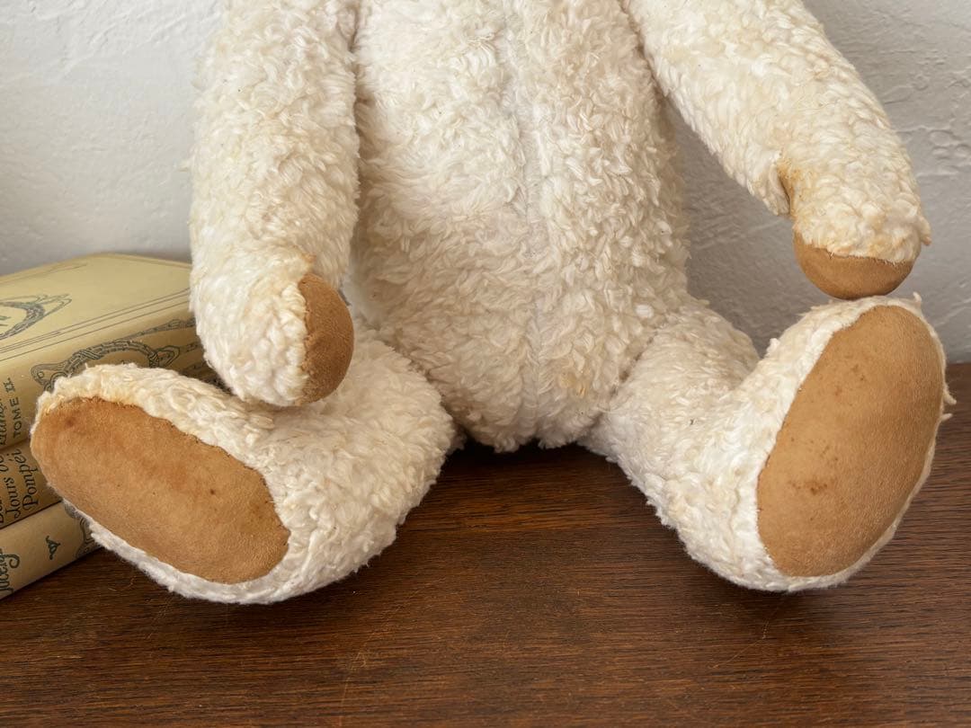 オランダ　蚤の市　クマ　ぬいぐるみ　ベア