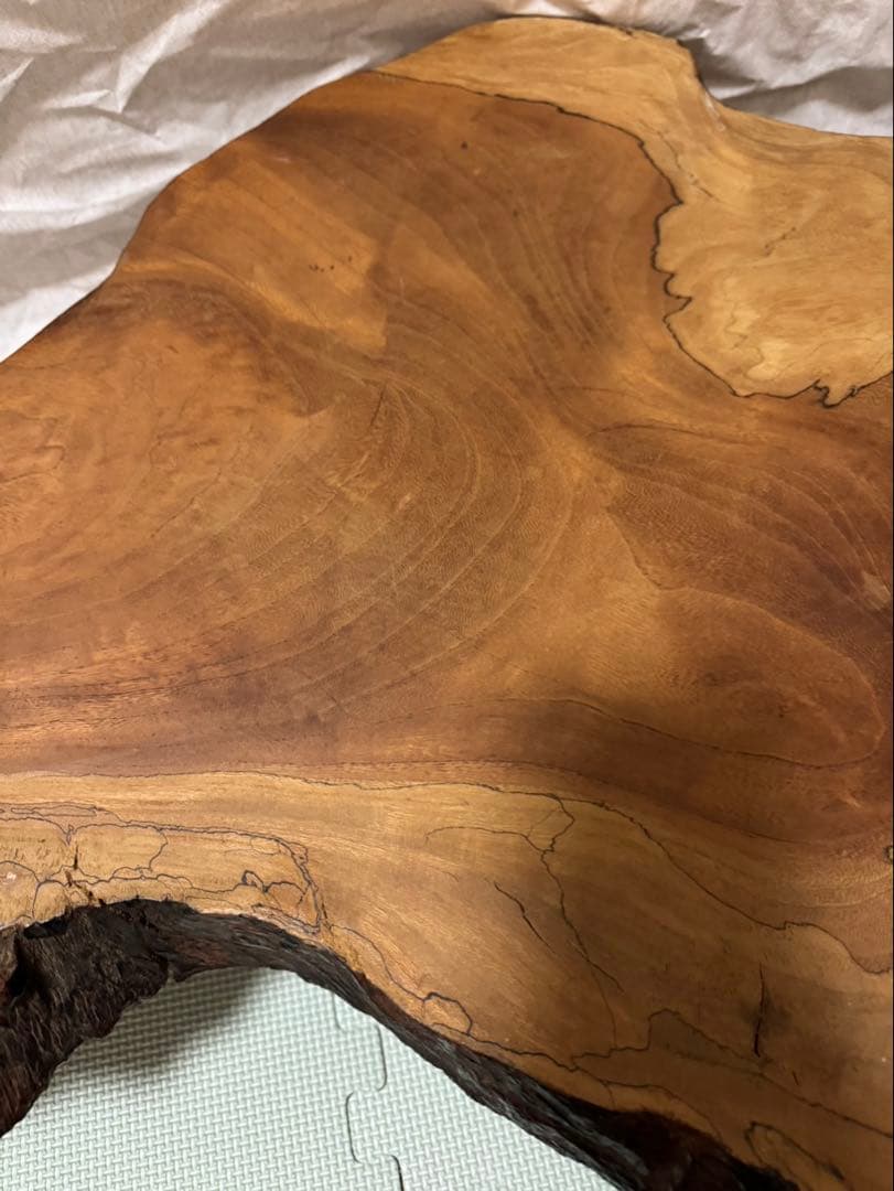 一枚板ローテーブル