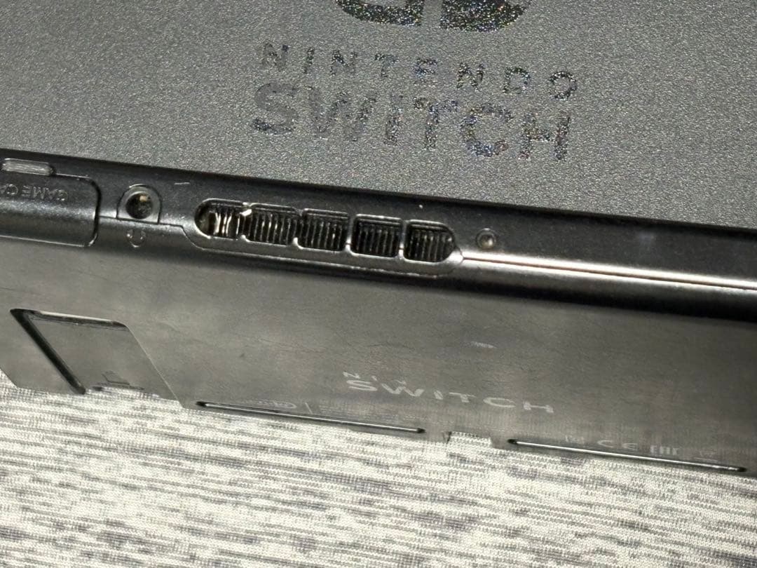 Nintendo Switch 本体　sdカード付き