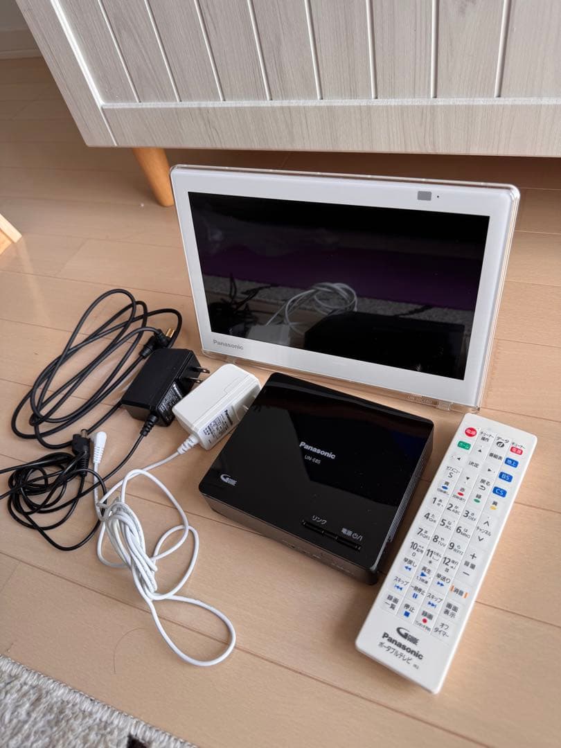 Panasonic プライベート・ビエラ UN-10CE8-W ホワイト