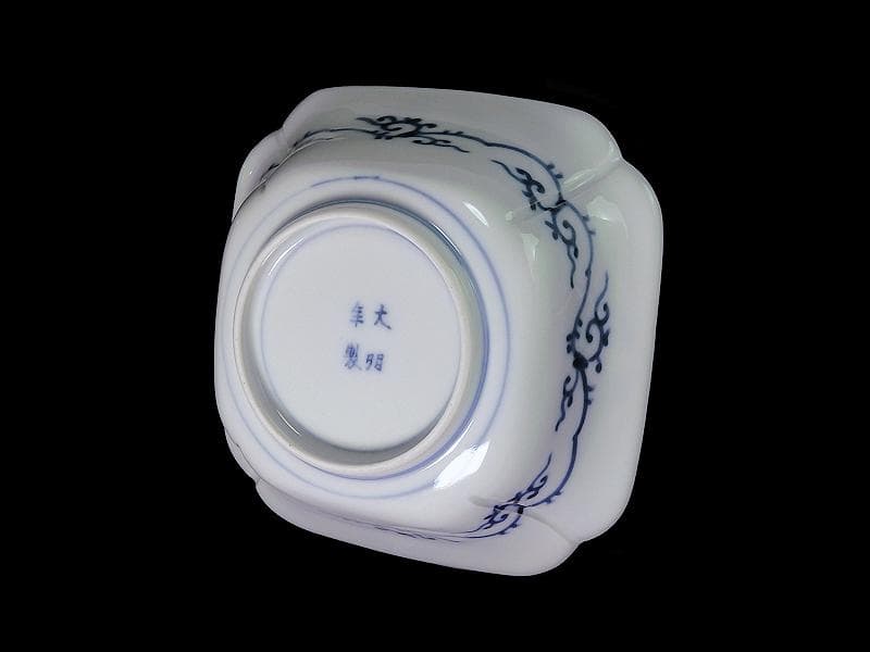 大聖寺古伊万里　菊花四方襷紋に獅子の図　四方角向付　E508AS-CRw