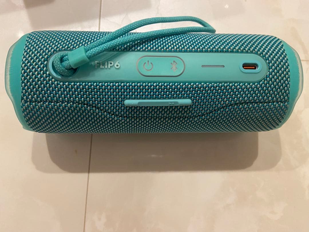 【美品】値下げ不可　JBL FLIP6 ティール
