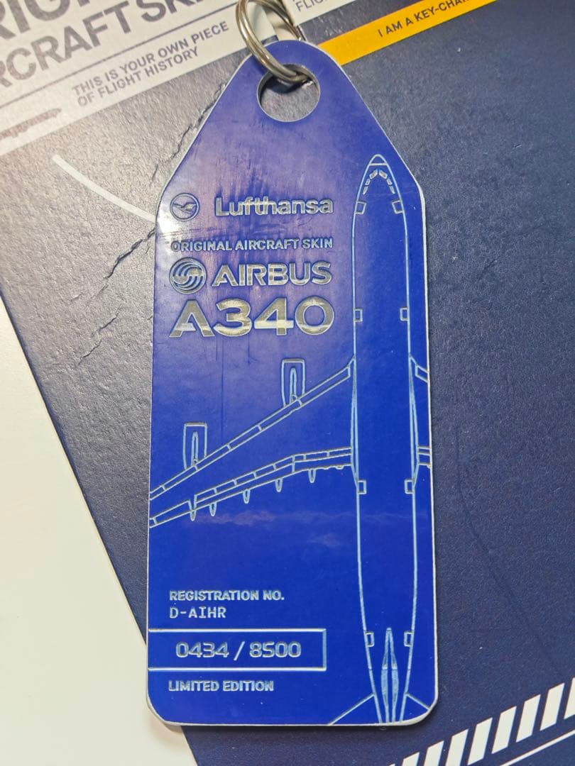 航空機・ヘリコプター Lufthansa aviationtag A340-600