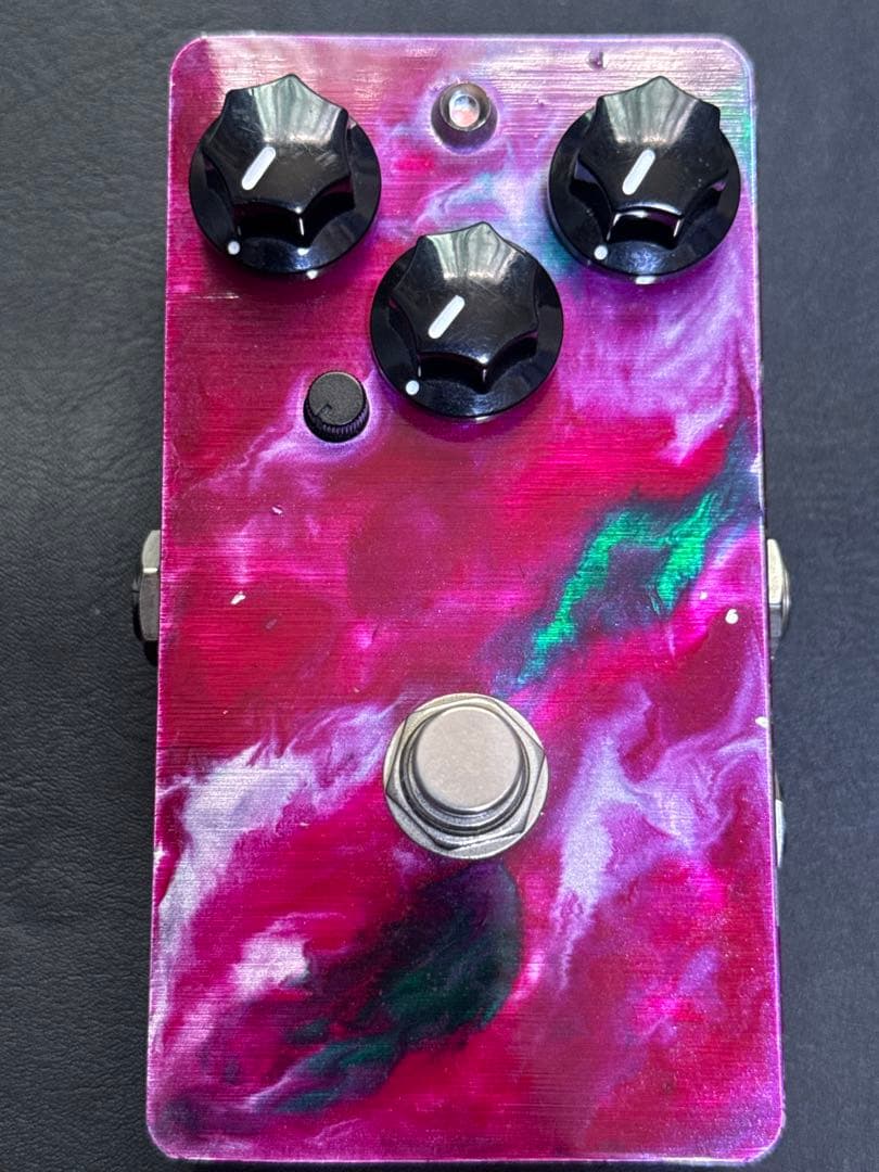 leqtique 9/9　ディストーションペダル　USED