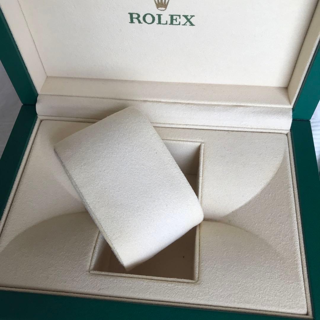美品ROLEX 時計ケース緑色レザーケース　ショッパーカタログ
